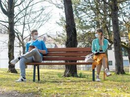 Distanciamiento social cómo influyen familia amigos para mantenerlo